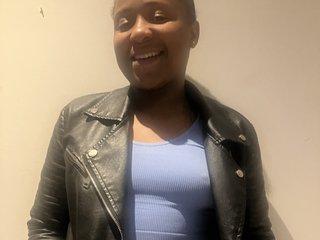 צ'אט וידאו ארוטי deliciousM