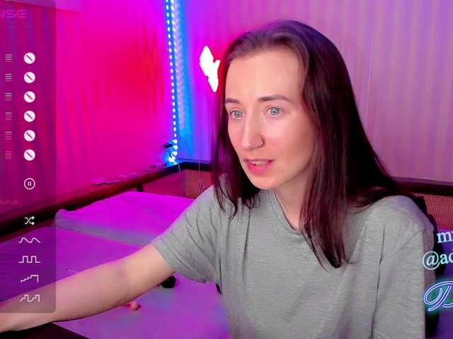 צילומי מסך משודרים DellyRoze