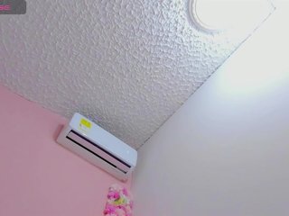 צ'אט וידאו ארוטי diosamorena23