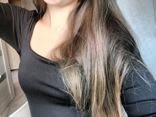 צ'אט וידאו ארוטי DixonYSexy