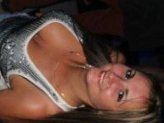 צ'אט וידאו ארוטי djerry666