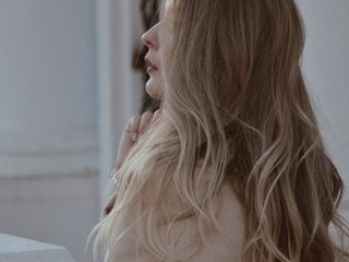 צ'אט וידאו ארוטי DolceBambyna1