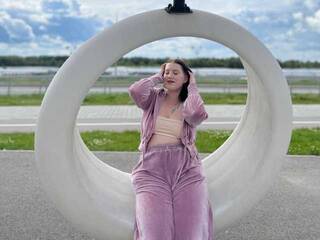 צ'אט וידאו ארוטי DollVice