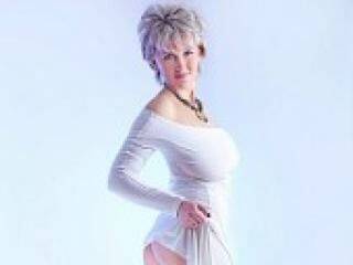 צ'אט וידאו ארוטי dora17