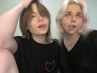 צ'אט וידאו ארוטי DoubleChris