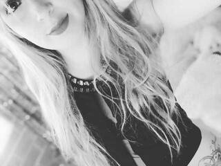 צ'אט וידאו ארוטי Dulcema