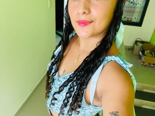 צ'אט וידאו ארוטי Dulcemelissa777