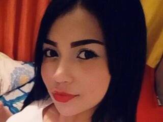 צ'אט וידאו ארוטי DulceWhite