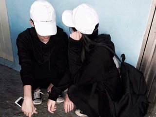 צ'אט וידאו ארוטי Eblay-life
