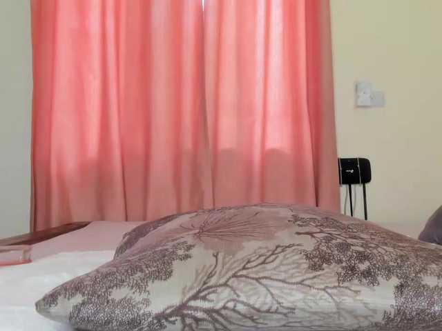 צילומי מסך משודרים Ebony-Kisses