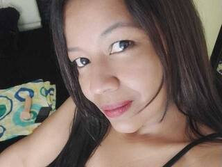 צ'אט וידאו ארוטי Ebony-Lis