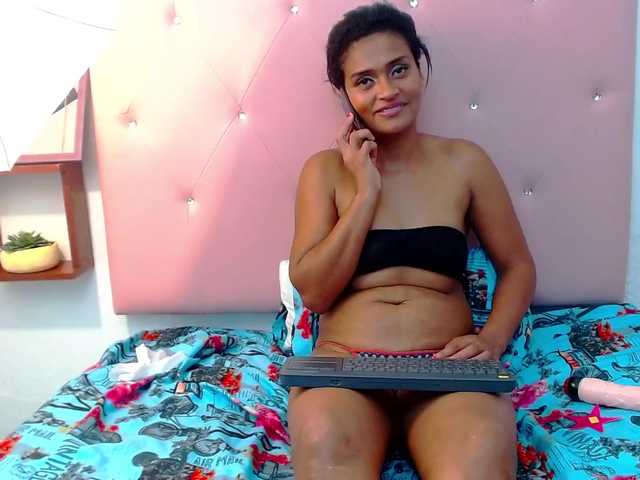 צילומי מסך משודרים Ebony9