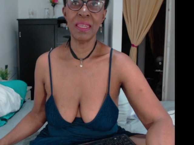 צילומי מסך משודרים ebonymilf