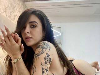 צ'אט וידאו ארוטי EffyRoses