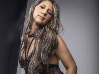 צ'אט וידאו ארוטי Eiimyy-