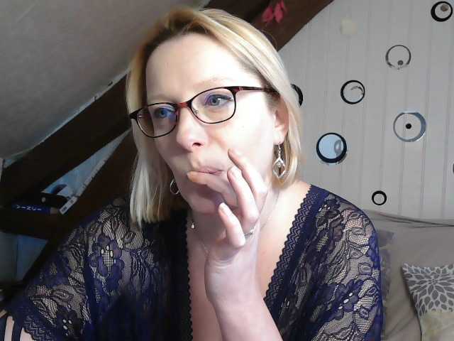 צילומי מסך משודרים EleannaRose