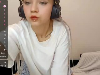 צ'אט וידאו ארוטי EleanorBaker