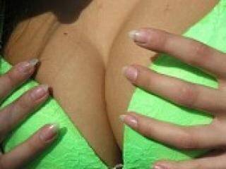 צ'אט וידאו ארוטי electraa