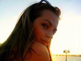 צ'אט וידאו ארוטי elenage