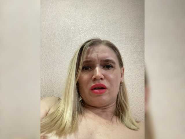 צילומי מסך משודרים Milka_Milf
