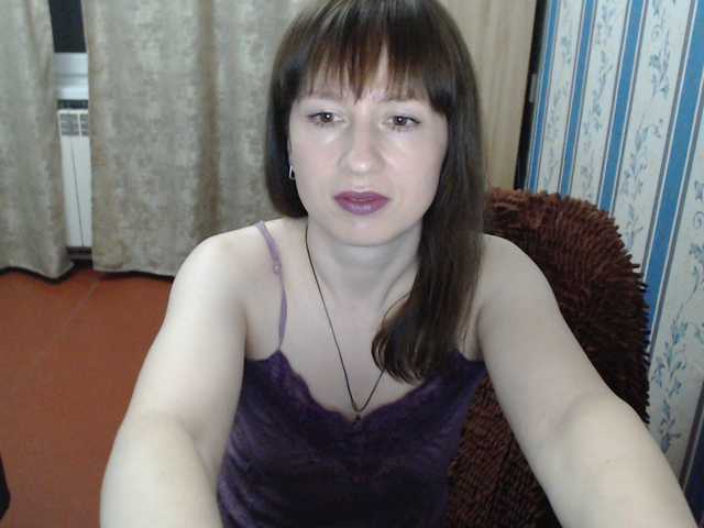 תמונות ElenSquaw I know English, we can talk. Show in private chat. You are welcome