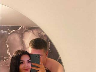 צ'אט וידאו ארוטי Elgina69