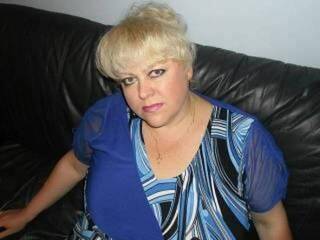 צ'אט וידאו ארוטי elianella