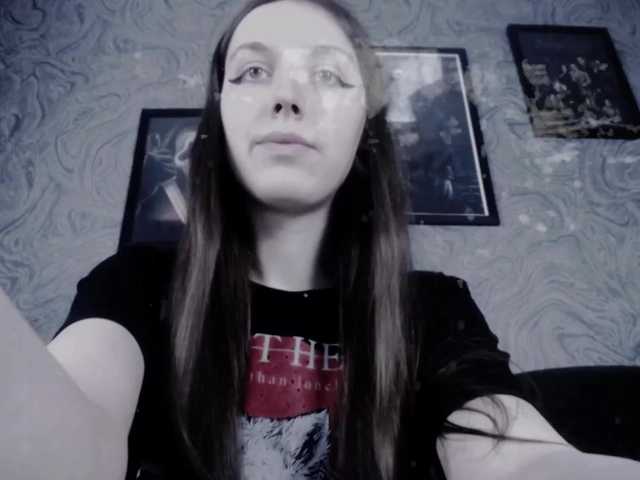 צילומי מסך משודרים EllaDark
