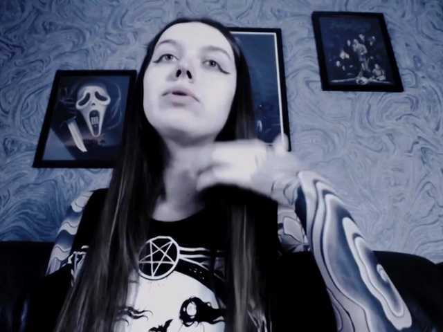צילומי מסך משודרים EllaDark