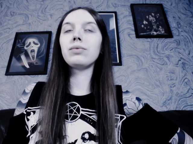 צילומי מסך משודרים EllaDark
