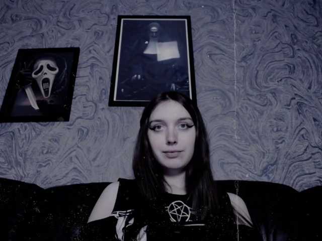 צילומי מסך משודרים EllaDark
