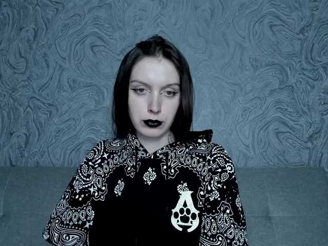 צילומי מסך משודרים EllaDark