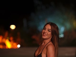 צ'אט וידאו ארוטי EllaRayy