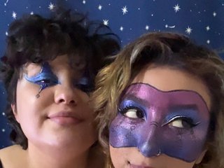 צ'אט וידאו ארוטי Ellie-Raven