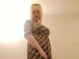 צ'אט וידאו ארוטי ElliUensdey