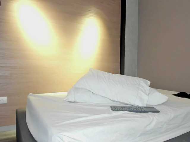 צילומי מסך משודרים Ellymonroe