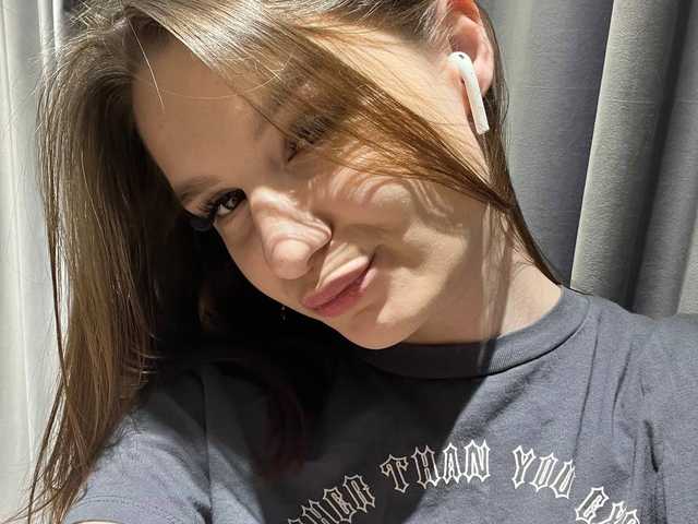 תמונה של הפרופיל EllyShadowax