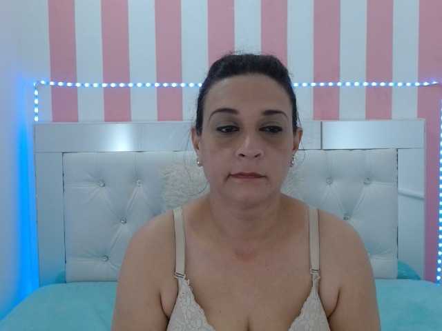 צילומי מסך משודרים Emamoore