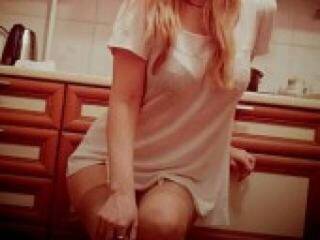 צ'אט וידאו ארוטי emilli5353