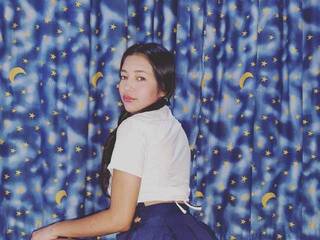 צ'אט וידאו ארוטי EmillyBecker