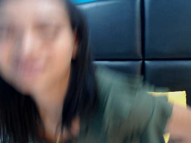 צילומי מסך משודרים EmillyWilliam