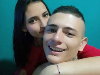 צ'אט וידאו ארוטי Emily-manzon