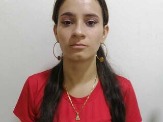 צ'אט וידאו ארוטי Emily-wilson