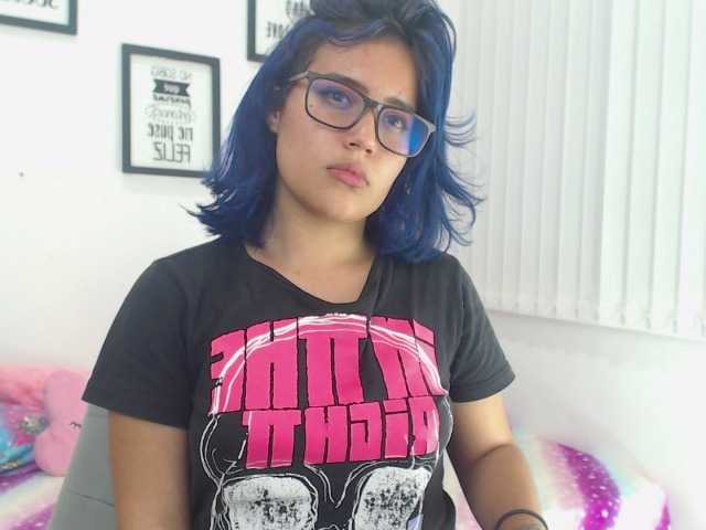 צילומי מסך משודרים emily2016