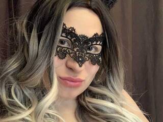 צ'אט וידאו ארוטי Emily777