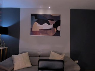 צ'אט וידאו ארוטי EmilyArmstrong