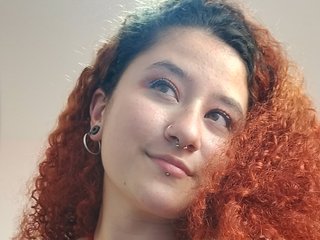 צ'אט וידאו ארוטי EmilyBrw