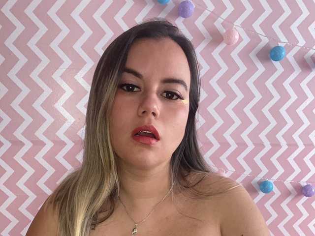 תמונה של הפרופיל EmilyDouglas