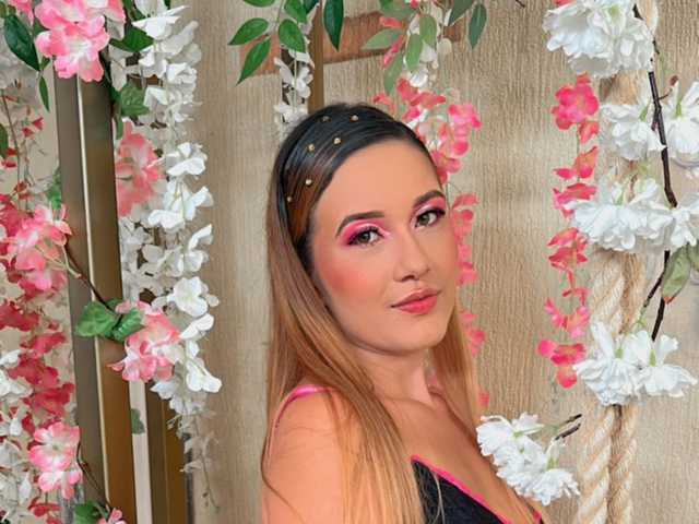 תמונה של הפרופיל Emilyjhons1