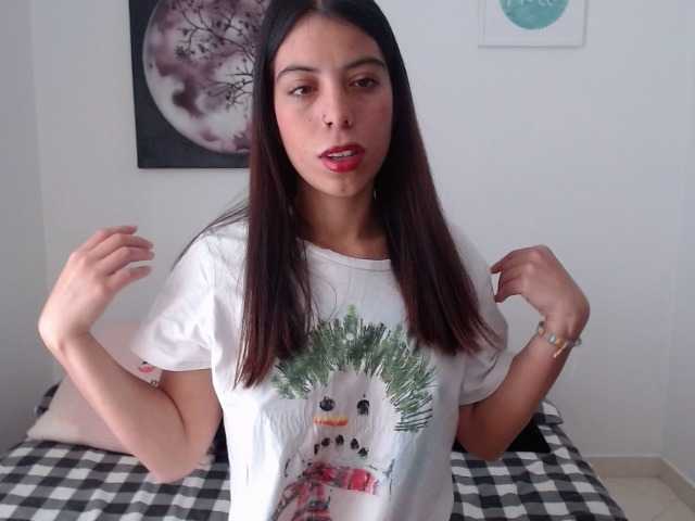 צילומי מסך משודרים emilyjonnes12